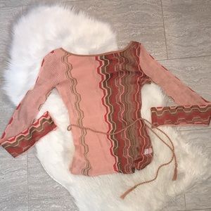 Jennifer Lopez Very Light Summer Sweater